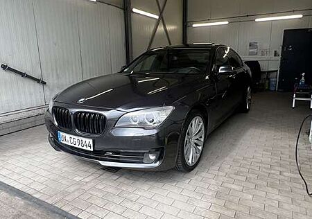 BMW 730d 730