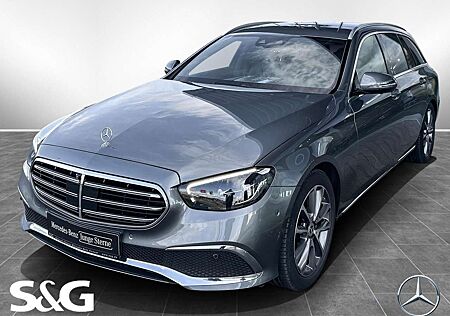 Mercedes-Benz E 220 d T AVANTGARDE LED+HUD+360°+AHK