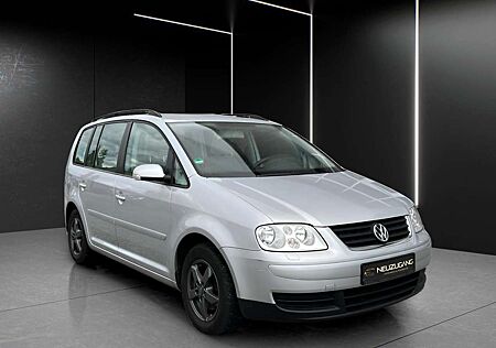 VW Touran Volkswagen 1.6 FSI *erst.91tkm!*1Vorhalter*Anhängerk