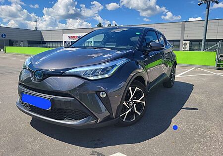 Toyota C-HR 2.0 Hybrid Team Deutschland