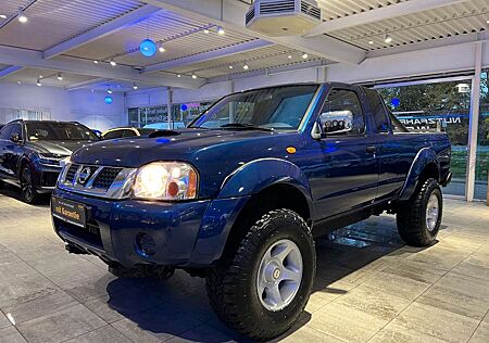 Nissan Pick Up 2,5 TD King Cab Profi 4X4*Klima*