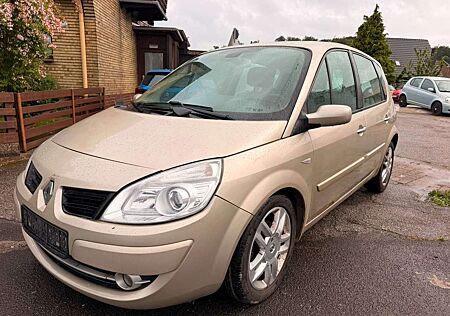 Renault Grand Scenic XXL Avantage 1.9 dCi FAP 96kW
