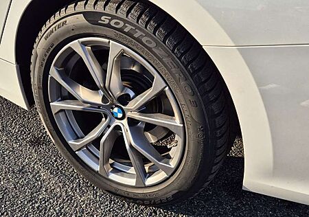 BMW 320d 320 Panorama Automatik Pearlweiss