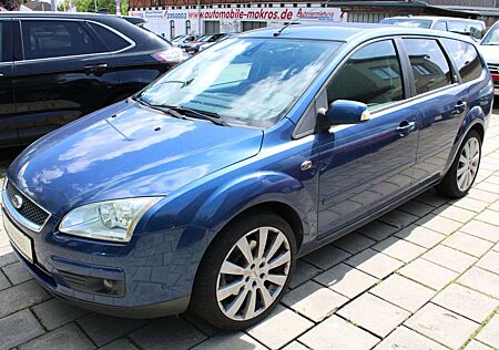 Ford Focus 2.0 TDCi Ghia Klimaautomatik Tempomat ALU 18-Zoll