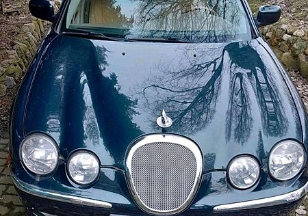 Jaguar S-Type 4.0 V8