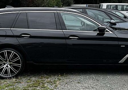 BMW 530d 530 +xDrive+Touring+Aut.+Luxury+Line