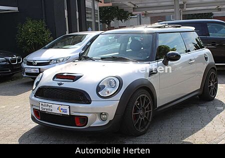 Mini Cooper S *JCW*LEDER*PANO*NAVI*XENON*