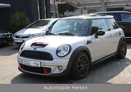 Mini Cooper S *JCW*LEDER*PANO*NAVI*XENON*