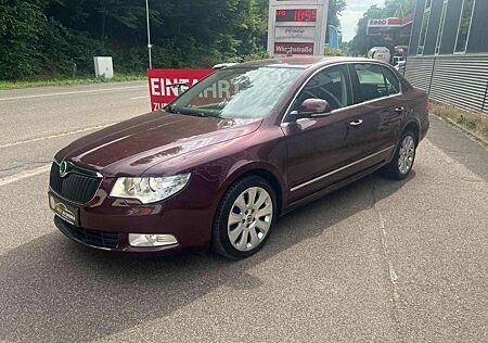 Skoda Superb Elegance Automatik Klima Navi