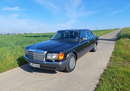 Mercedes-Benz S 560 SEL