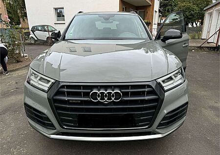 Audi Q5 3.0 TDI quattro tiptronic sport