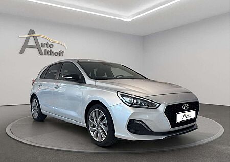 Hyundai i30 AUTOMATIK DSG AHK LED PARK KAM NAV TEMP SHZ