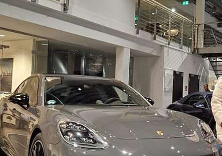 Porsche Panamera GTS