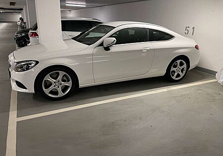 Mercedes-Benz C 200 Coupe 7G-TRONIC Edition 1