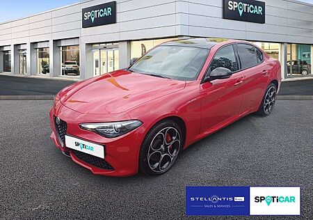 Alfa Romeo Giulia 2.0 Turbo Veloce *Navi*Pano*ACC*Bi-Xenon*