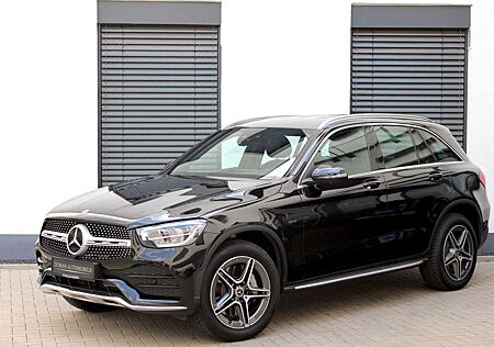 Mercedes-Benz GLC 300 de 4M 9G AMG-PAKET AHK S-HEIZUNG 19 ZOLL