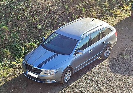 Skoda Superb Combi 1.8 TSI DSG Ambition