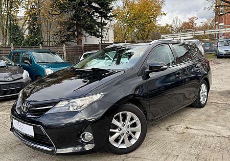 Toyota Auris 1.4 Touring Sports Life+*Kamera*LMF*
