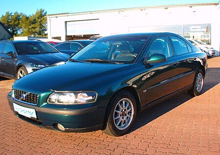 Volvo S60 2.4 Comfort.Klima.AHK.1.Hand nach