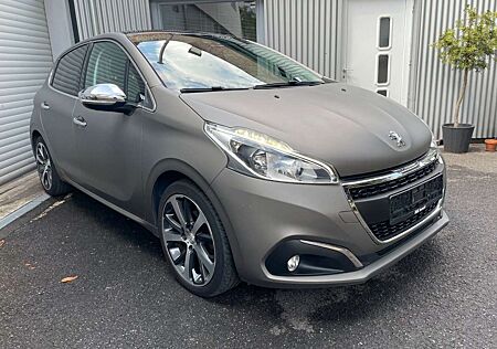 Peugeot 208 Allure Panorama Leder Navi Kamera Automatik