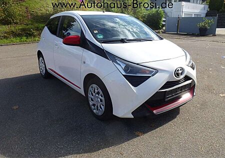 Toyota Aygo x-play 1.0 * 4türer * Klima *Sehr gepflegt