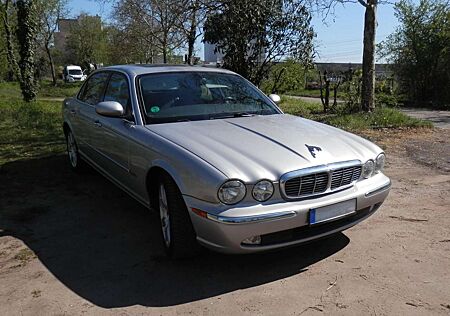 Jaguar XJ8 XJ8 4.2 LWB