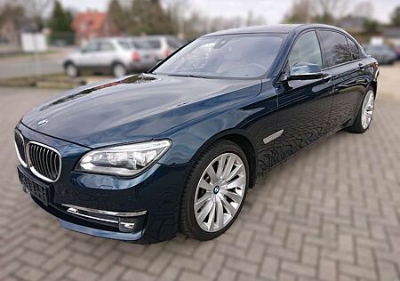 BMW 750 Li xDrive Xenon Memory Kamera TV