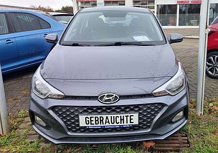 Hyundai i20 SELECT/BC/KLIMA/BC/NSW/TFL/ZV/SERVO/MFL/