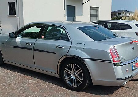 Lancia Thema Diesel 3.0 V6 CRD 24V Automatik Platinum