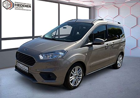 Ford Tourneo Courier Titanium *KAMERA*NAVI*ALLWETTER
