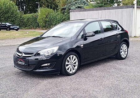 Opel Astra J Lim. 5-trg. Active