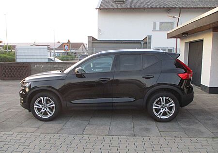 Volvo XC 40 XC40 D3 NAVI LEDER KAMERA TOTW SPURH AHK LED