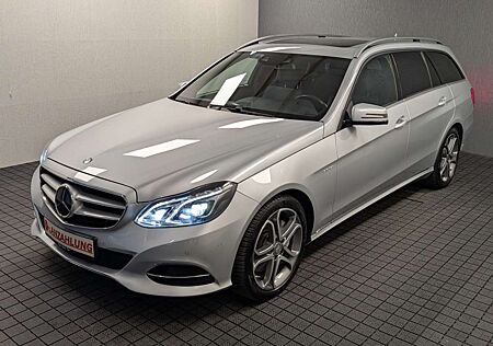 Mercedes-Benz E 400 Avantgarde ACC+AHK+Pano+LED+Kam+Navi+H&K