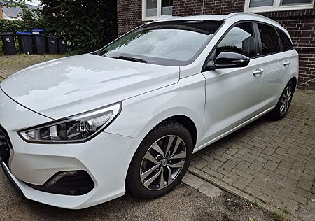 Hyundai i30 YES!