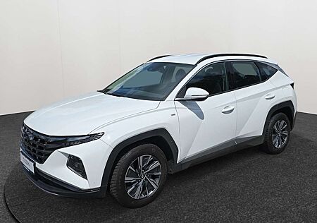 Hyundai Tucson Select 48 V 150 PS NAVI DAB