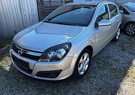 Opel Astra Edition
