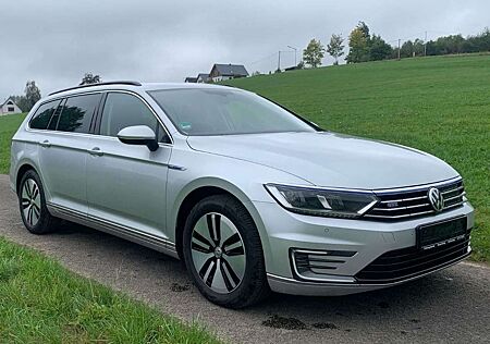 VW Passat Variant Volkswagen GTE Automatik ACC DAB LED