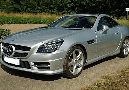Mercedes-Benz SLK 200 AMG 9G-TRONIC Übergang zu SLC