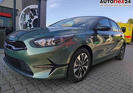 Kia Cee'd Ceed / SPIN 1.5 *Shzg*Lhzg*PDC*Cam*16Zoll*Navi 103 kW ...