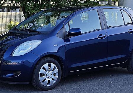 Toyota Yaris 1.3 VVT-i SOL 1.Hand Automatik Klima PDC