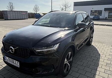 Volvo XC 40 XC40 T5 Recharge DKG Ultimate Dark