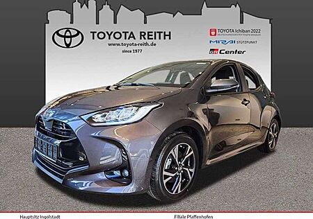Toyota Yaris Hybrid 1.5 VVT-i Team Deutschland - plus C LED ACC