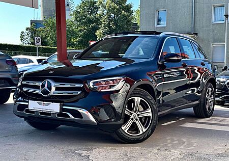 Mercedes-Benz GLC 300 d 4M AMG-INTERI/PANORAMA/LEDER/LED/