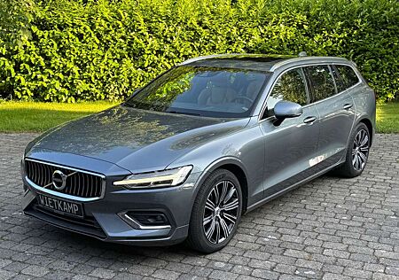 Volvo V60 Kombi Inscription Leder/Pano/AHK