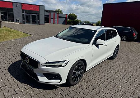 Volvo V60 Kombi Momentum Pro Aut. LED Elekt.Klappe