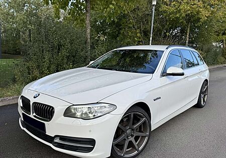 BMW 520 d xDrive Touring Luxury-Line Voll/Tip Top