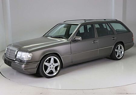 Mercedes-Benz E 300 W124 Restauriert Leder * Sitzhzg.* Klima