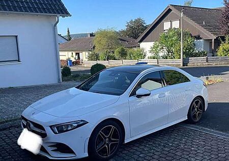 Mercedes-Benz A 200 AMG Line , Schiebedach