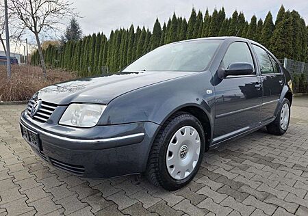 VW Bora Volkswagen 1.6 Lim. 4-trg. Klima el.FH ZV ESP TÜV 2026