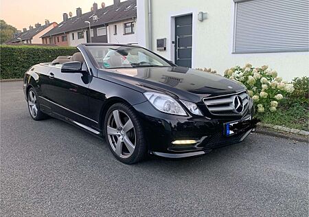 Mercedes-Benz E 200 CGI BlueEfficiency (207.448)